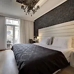 Hotell Pilar Plaza 3*