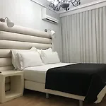 بيلار بلازا فندق