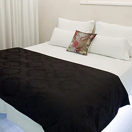 Pilar Plaza Ξενοδοχείο 3*