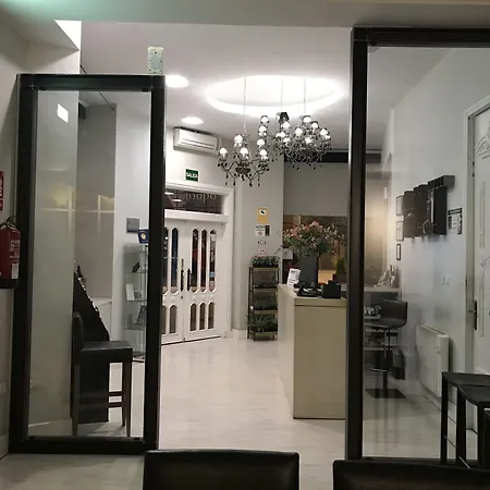 Pilar Plaza Ξενοδοχείο 3*