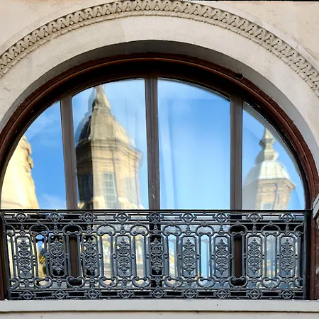 Ξενοδοχείο Pilar Plaza