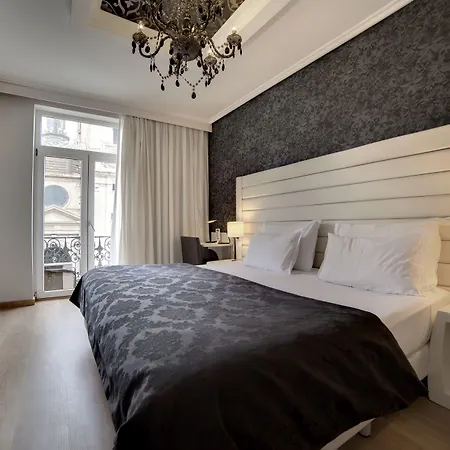 Ξενοδοχείο Pilar Plaza 3*