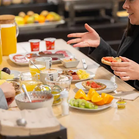 Pilar Plaza Szálloda 3*