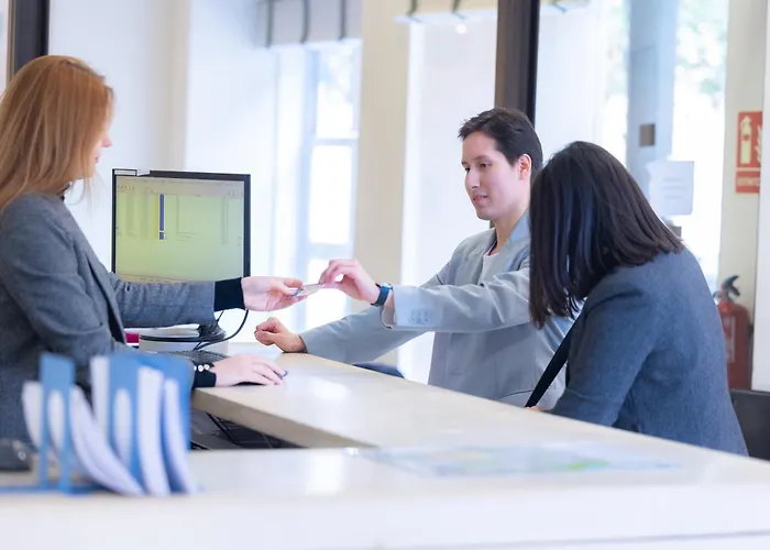 ピラール プラザ 3*